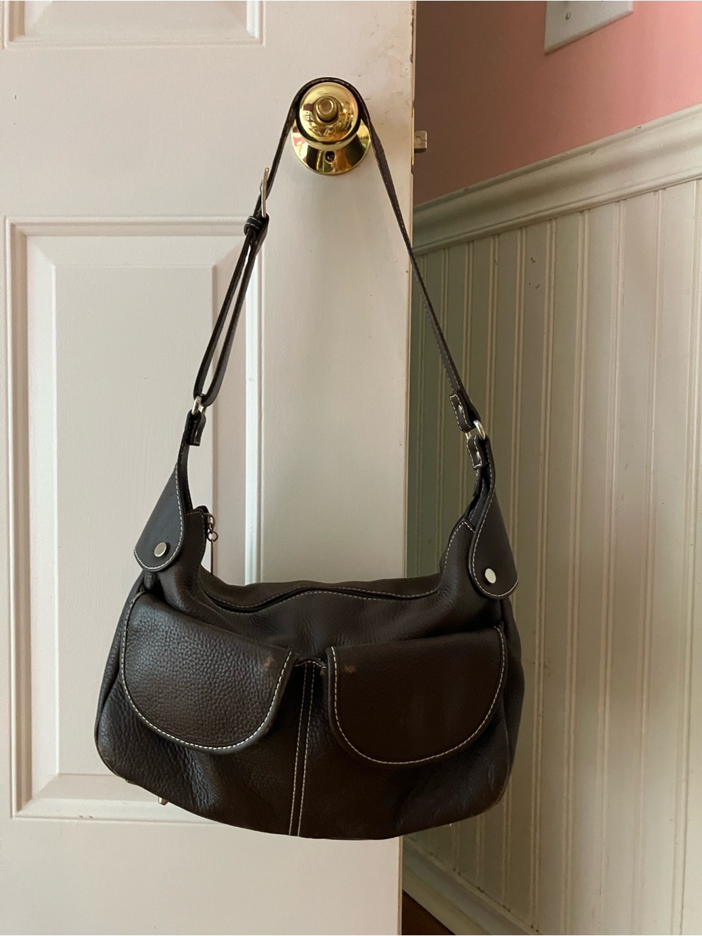 Maxx New York  Dark  Brown Leather Shoulder Bag